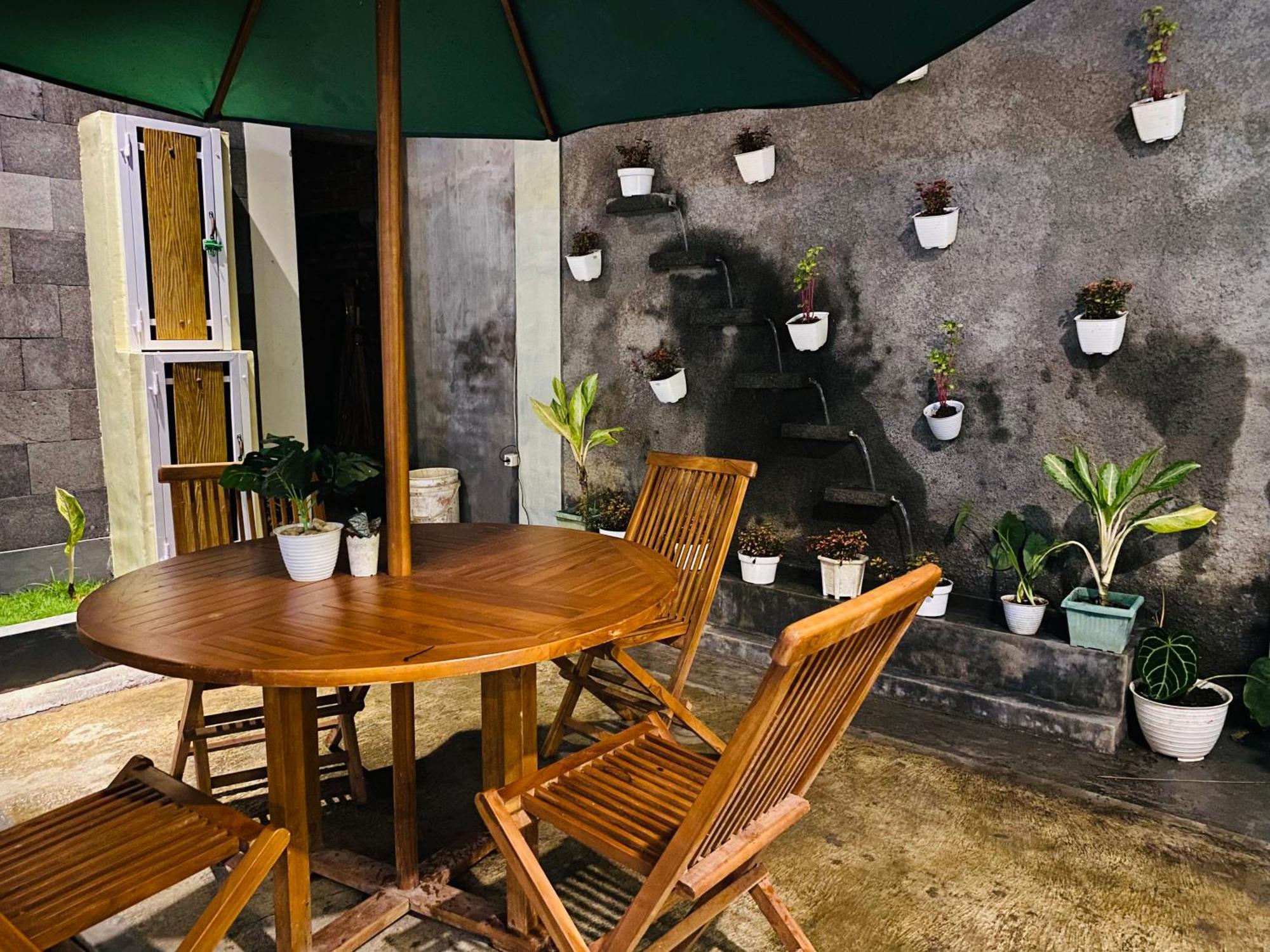 Robiu Bed & Breakfast Баньюванги Экстерьер фото