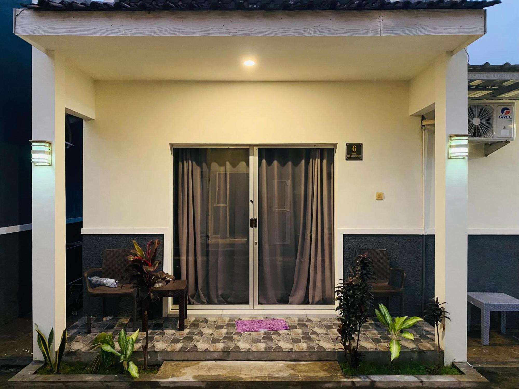 Robiu Bed & Breakfast Баньюванги Экстерьер фото